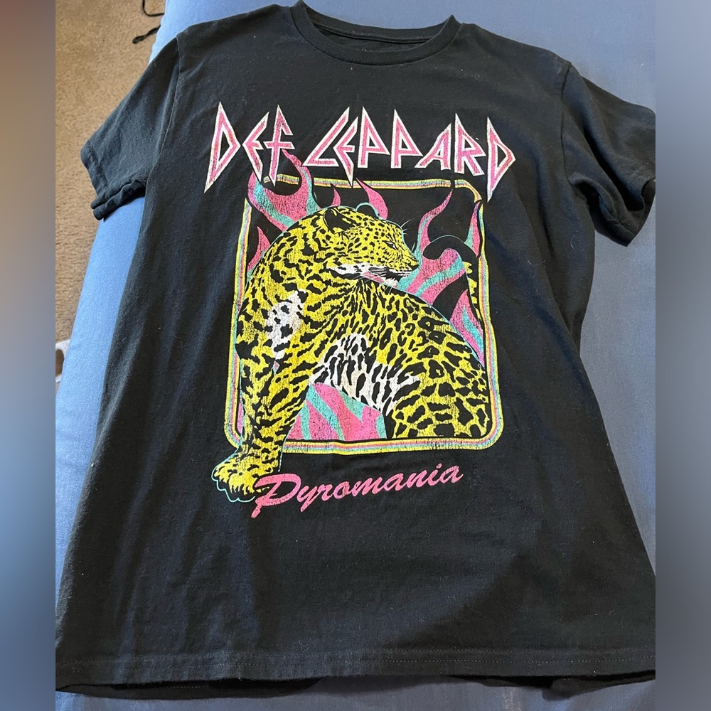 DEF lepard band tee
